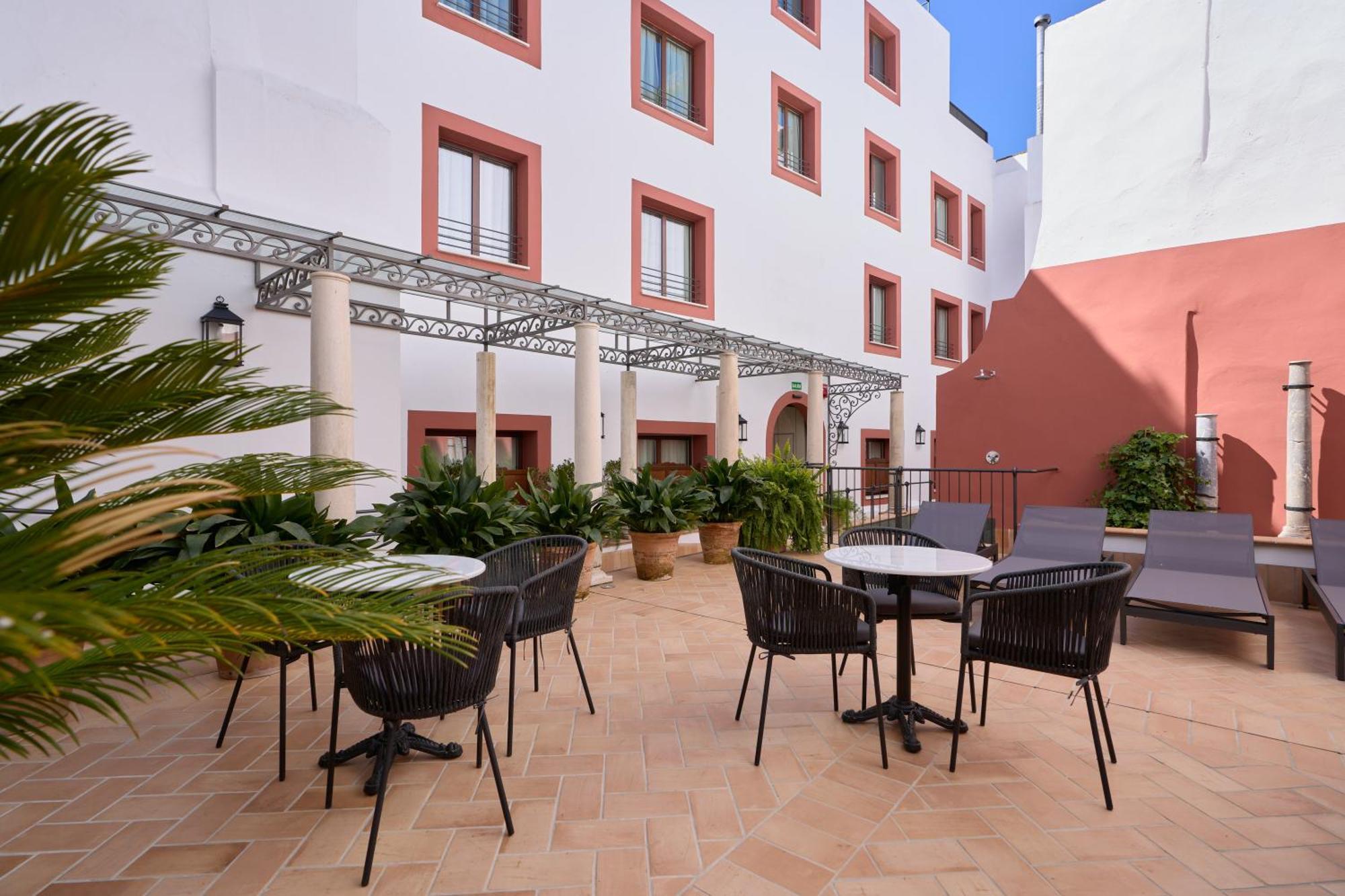 Murillo Reinoso Hotel 2*